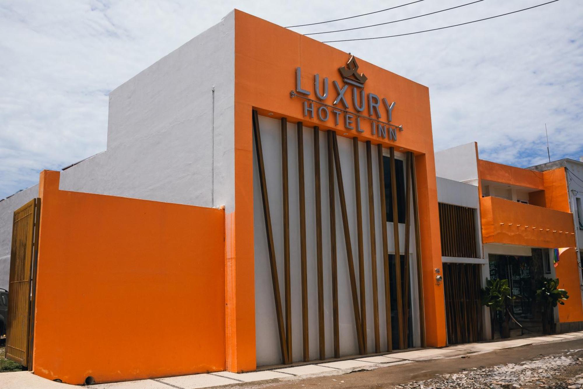 Luxury Hotel Inn Penita de Jaltemba Exterior photo