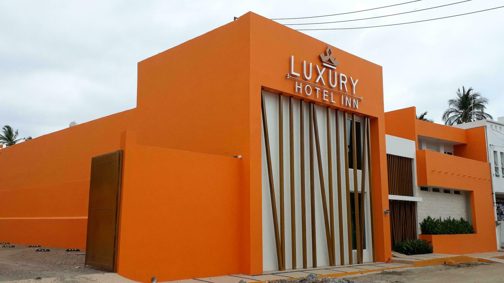 Luxury Hotel Inn Penita de Jaltemba Exterior photo